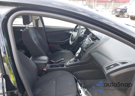 2016 Ford Focus Se z USA, uszkodzony, nr VIN 1FADP3K2XGL396658